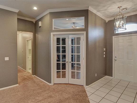 5th image of 1112 SW 127th Pl