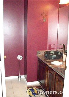 2nd floor powder room