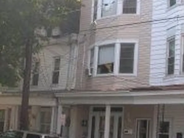 132 N Jardin St, Shenandoah, PA 17976