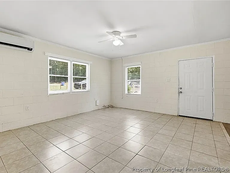 2 bed, 1.0 bath, 780 sqft, $900 — Photo 4