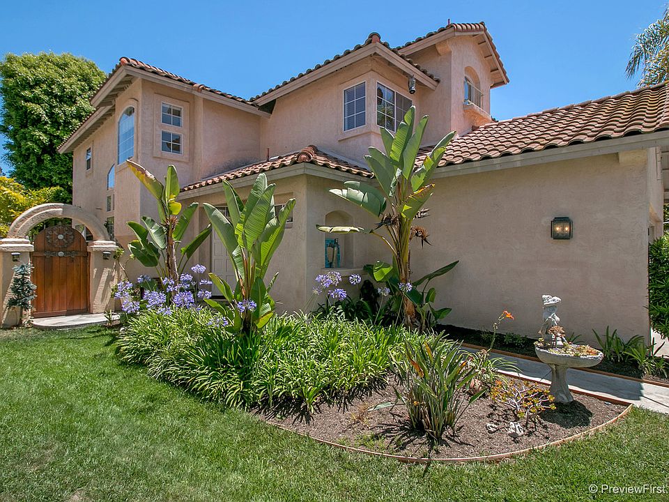 2nd image of 1624 Calle Las Casas