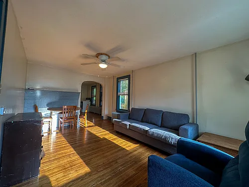 412 Hudson St Photo 1