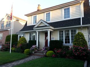 50 Jerome Ave, Mineola, NY 11501
