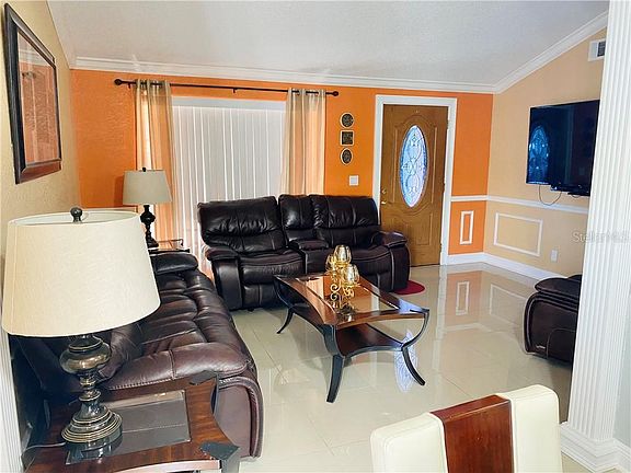 5th image of 8709 Sage Ct