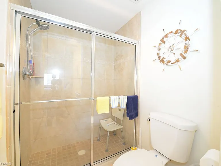 10000 Maddox Ln #125 — Photo 15