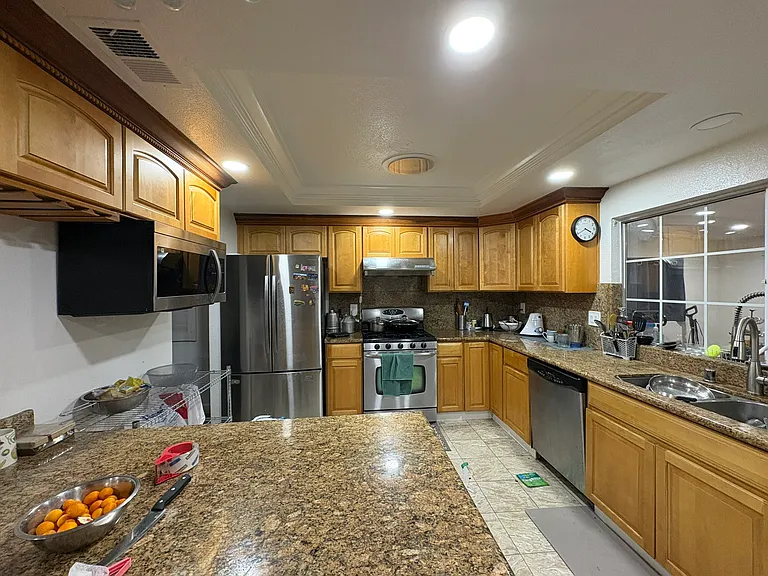 3322 Woodside Ln — Photo 16