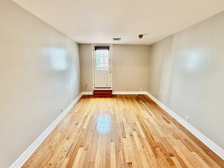 2205 Fitzwater St #3 — Photo 5