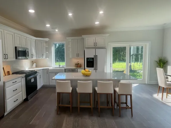 219 Lincoln Ave, Hammonton, NJ 08037