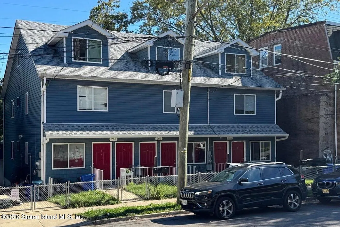 263 York Ave — Photo 1
