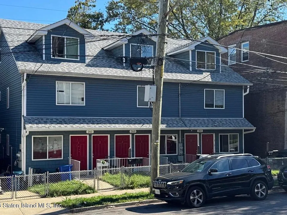 263 York Ave