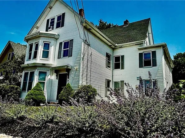 34 Granite St, Westerly, RI 02891
