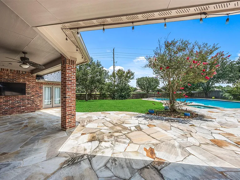 5450 Faircreek Ln — Photo 31