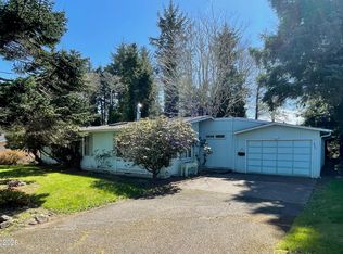 3040 NE 30th Dr, Lincoln City, OR 97367