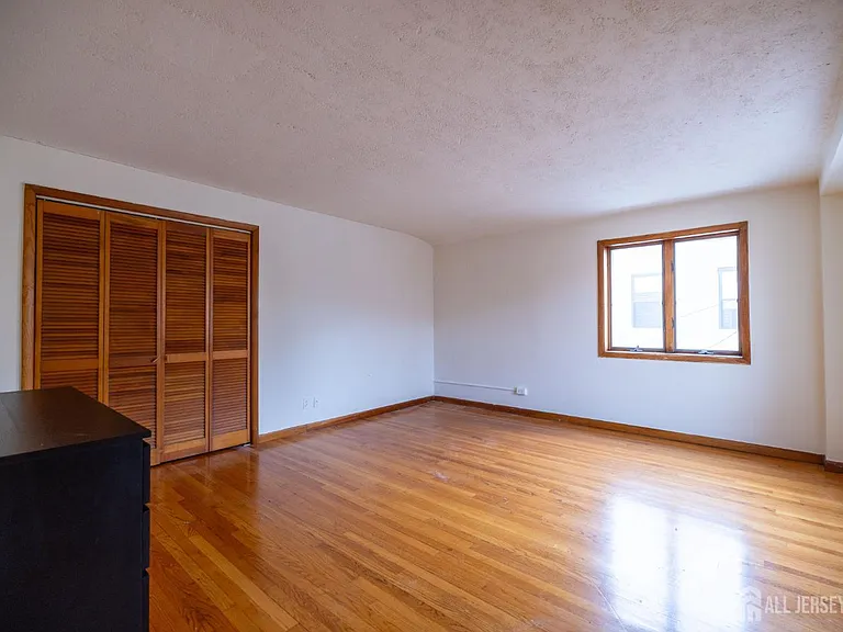 353 Springfield Ave — Photo 13