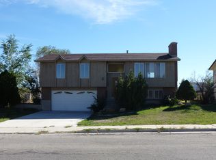 321 Belaire Cir, Grantsville, UT 84029