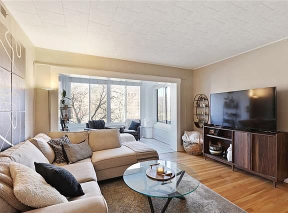 3rd image of 4506 Mill St Unit 2N