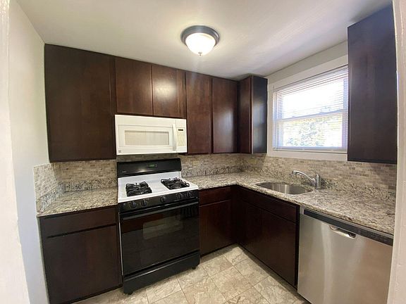 3rd image of 4206 N Kilpatrick Ave #2F