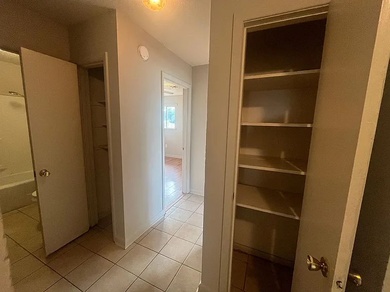 120 E Palm St — Photo 15