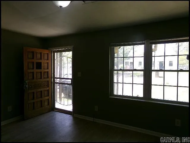 1721 Tulane Ave — Photo 5