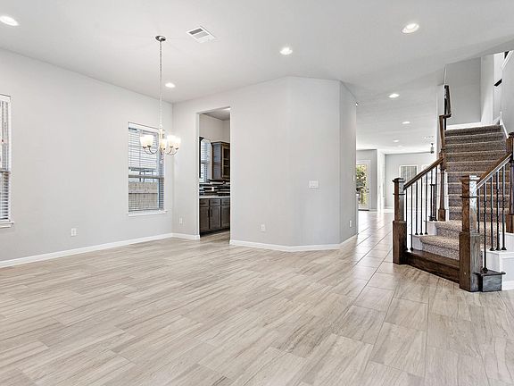 Dinning Room - Butlers pantry - Stairs