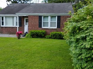 19 Woodland Ave, Hatboro, PA