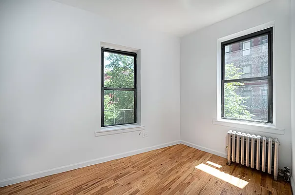 Rented by Guy Goldman, LREB | media 8