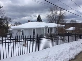 31 Thorndike St, Fitchburg, MA 01420