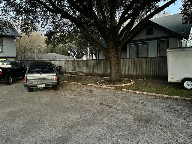 112 N Patrick St — Photo 3