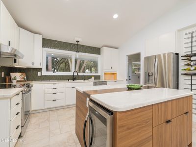 8337 KIM Road, Jacksonville, FL, 32217