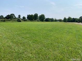 1 Misty Meadow Rd, Howell, MI 48843