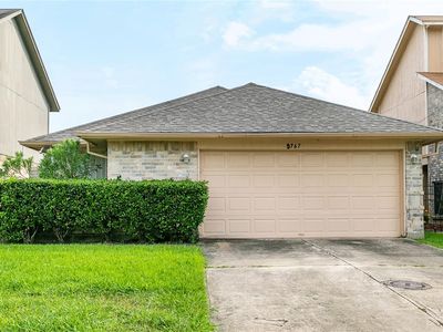 8767 Vinkins Rd, Houston, TX, 77071