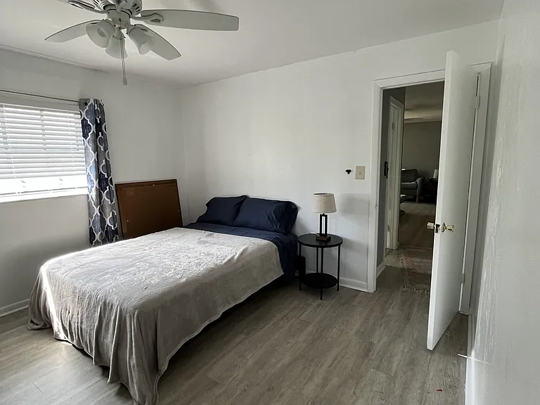 Meadowlark Dr — Photo 1