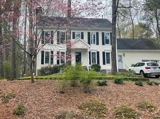 807 Queensbury Cir, Durham, NC 27713