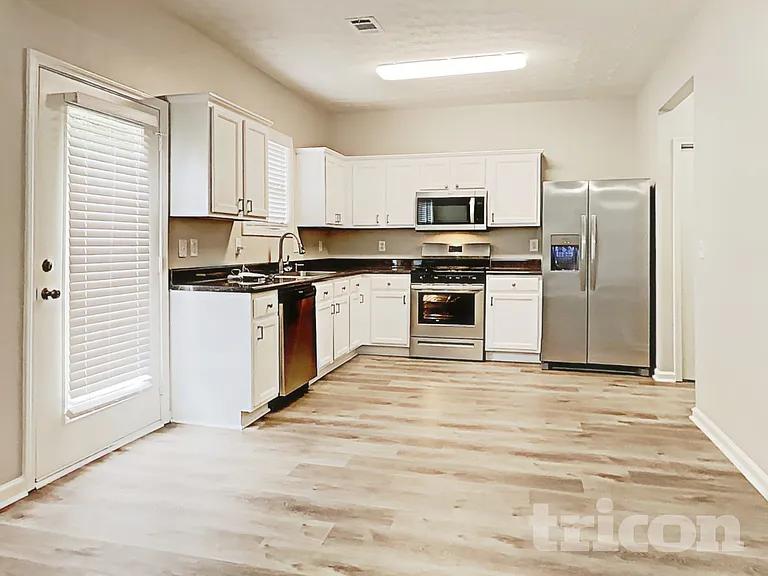 104 Lantana Trce — Photo 6