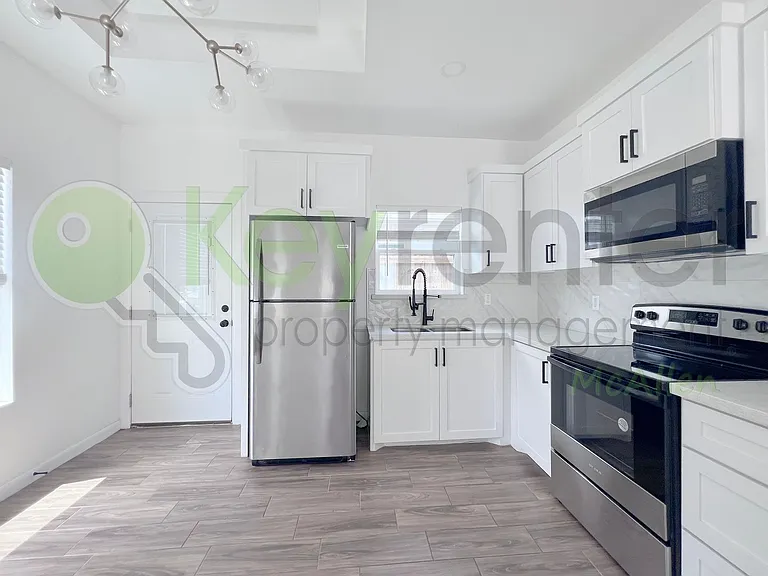 1000 N Woodson Ave #2 — Photo 5