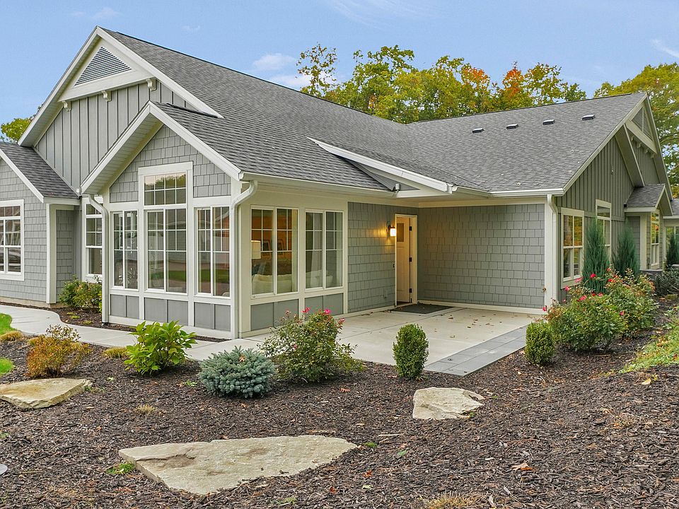 1st image of 213 Bay Breeze Ln #36