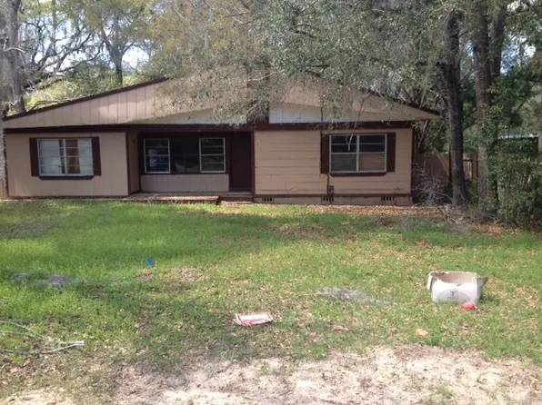 1107 Calhoun St N, Perry, FL 32348