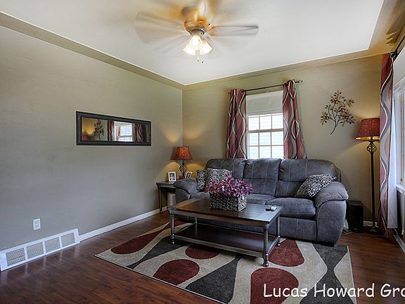 3rd image of 3546 Oriole Ave SW