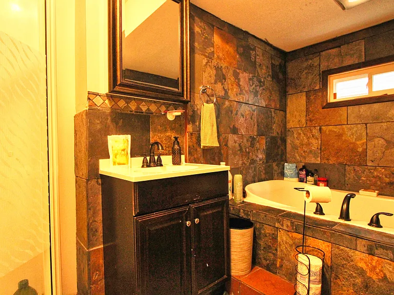 1287 West Ave #1 — Photo 6