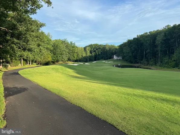 218 Birdie Rd, Locust Grove, VA 22508