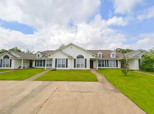 11222 Gray Wolf Trl, College Station, TX 77845