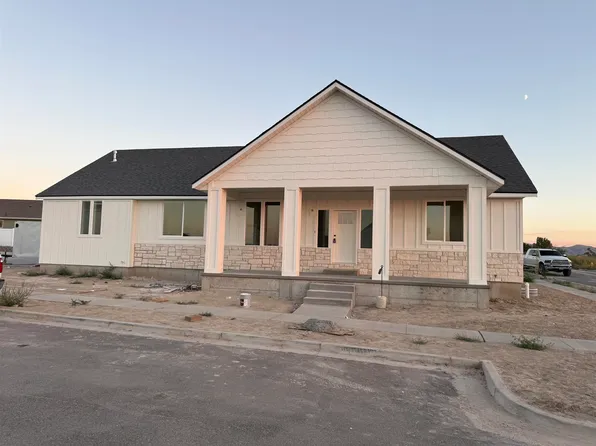 773 Autumn Brook Ln, Pocatello, ID 83202