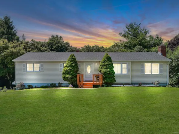 19 High Meadow Road, Trumbull, CT 06611