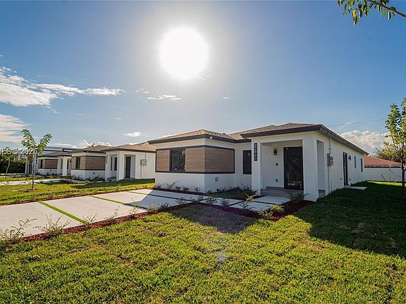 3rd image of 22840 SW 122nd Pl