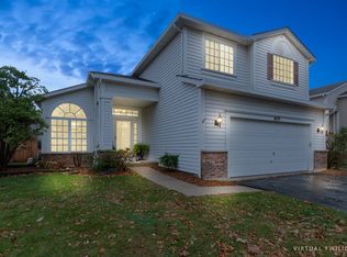 1675 Napa Dr, Gurnee, IL 60031