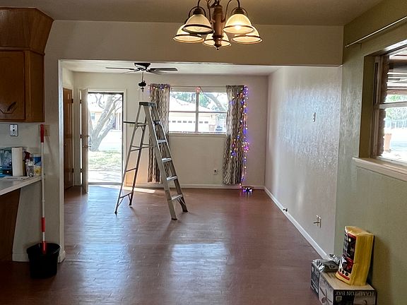 Kitchen/Dining/Living Room