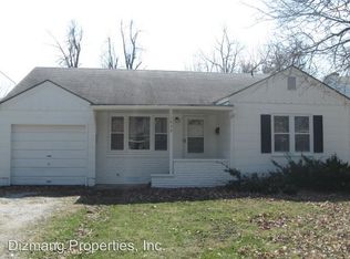 1632 E Madison St, Springfield, MO 65802