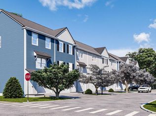 15 Sapphire Ln, Nashua, NH 03064