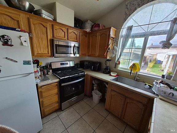 5th image of 130 Reed Circle