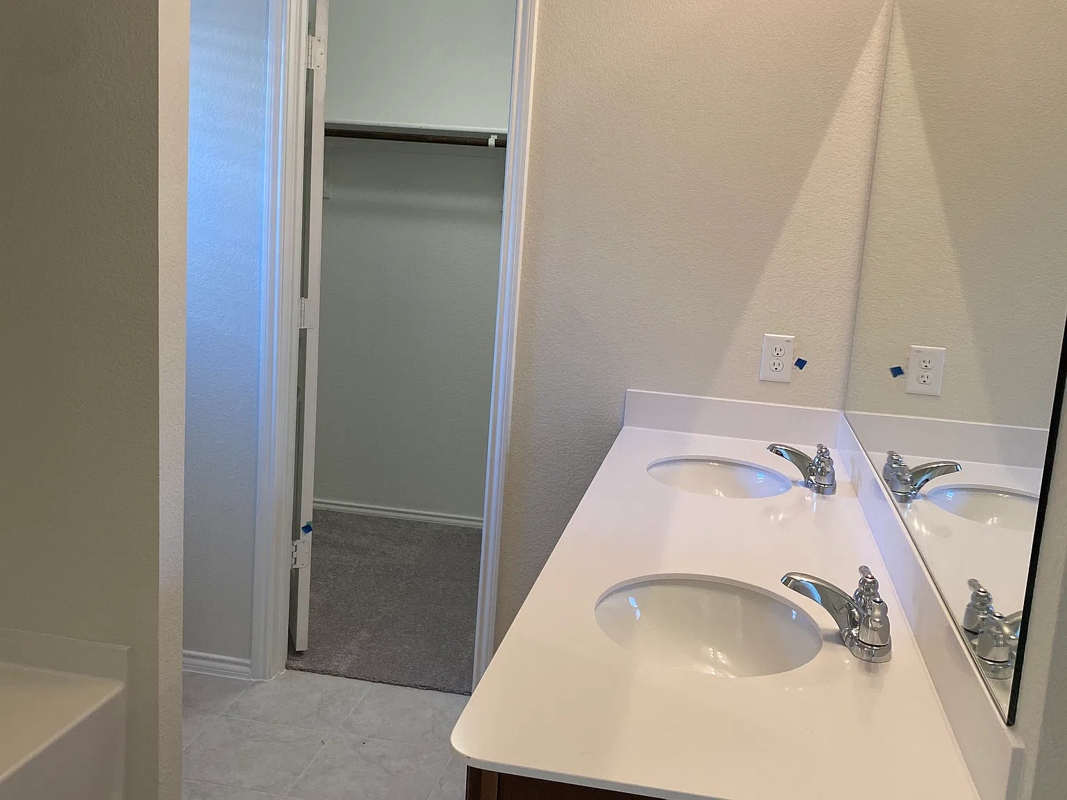 4 bed, 1960 sqft, $2,700 — Photo 4